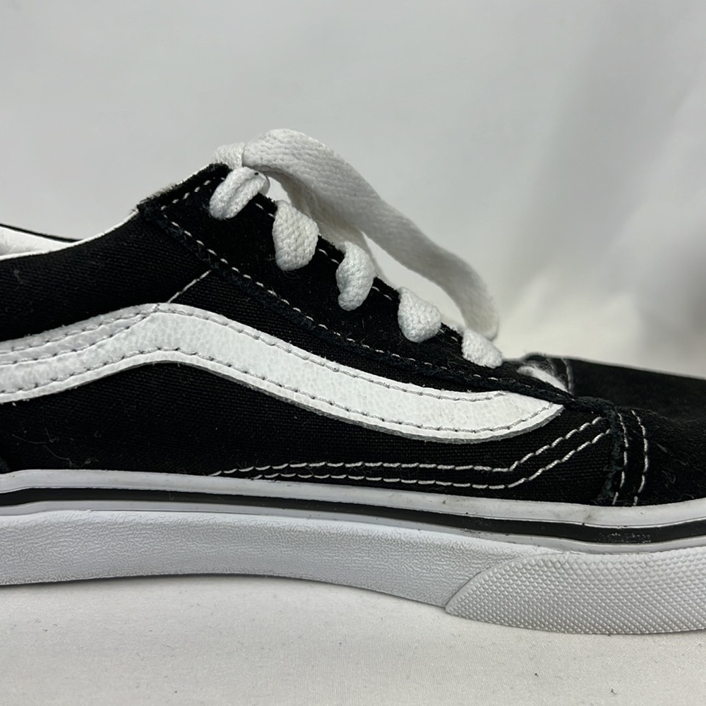 Old skool Vans sneakers, black and white, size 1 kids - Picture 14 of 16